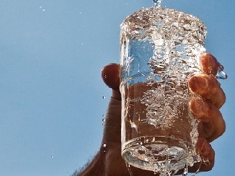 Billede af glas med vand